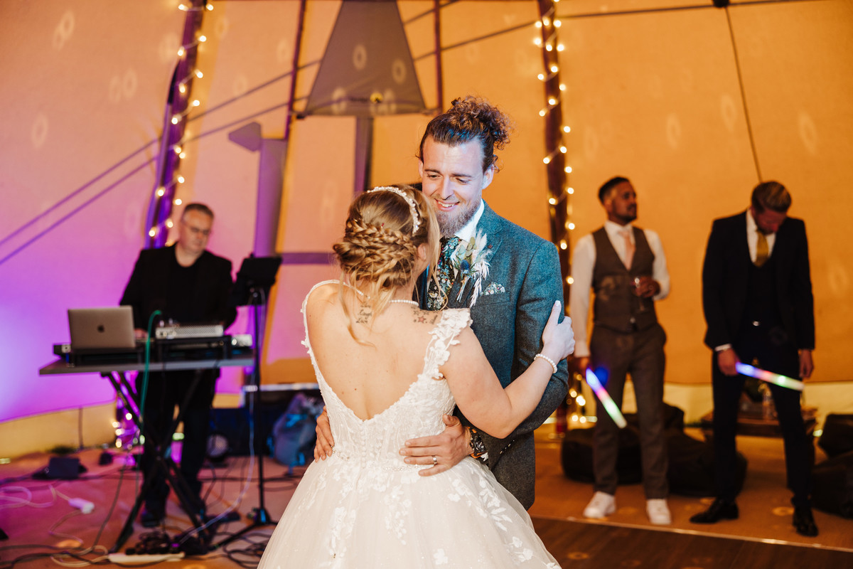 First dance between husband and wife at their Staffordshire Tipi wedding