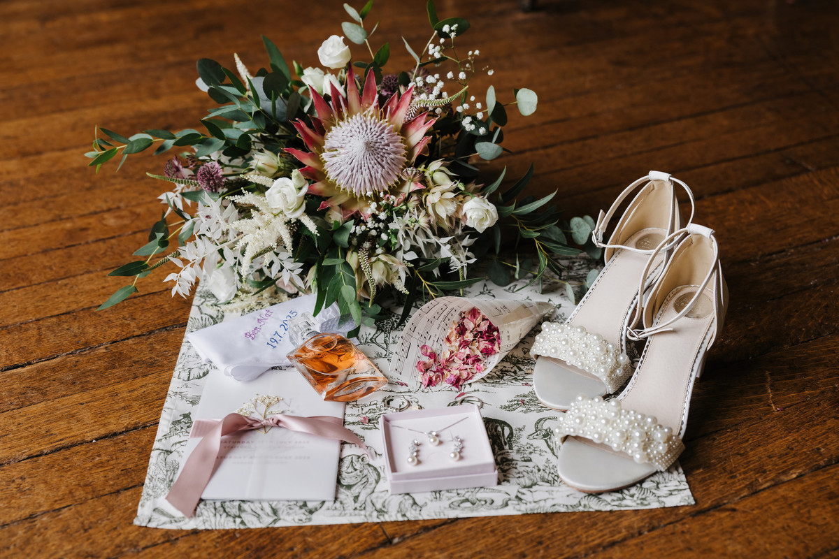 Bridal details at Sandon Hall