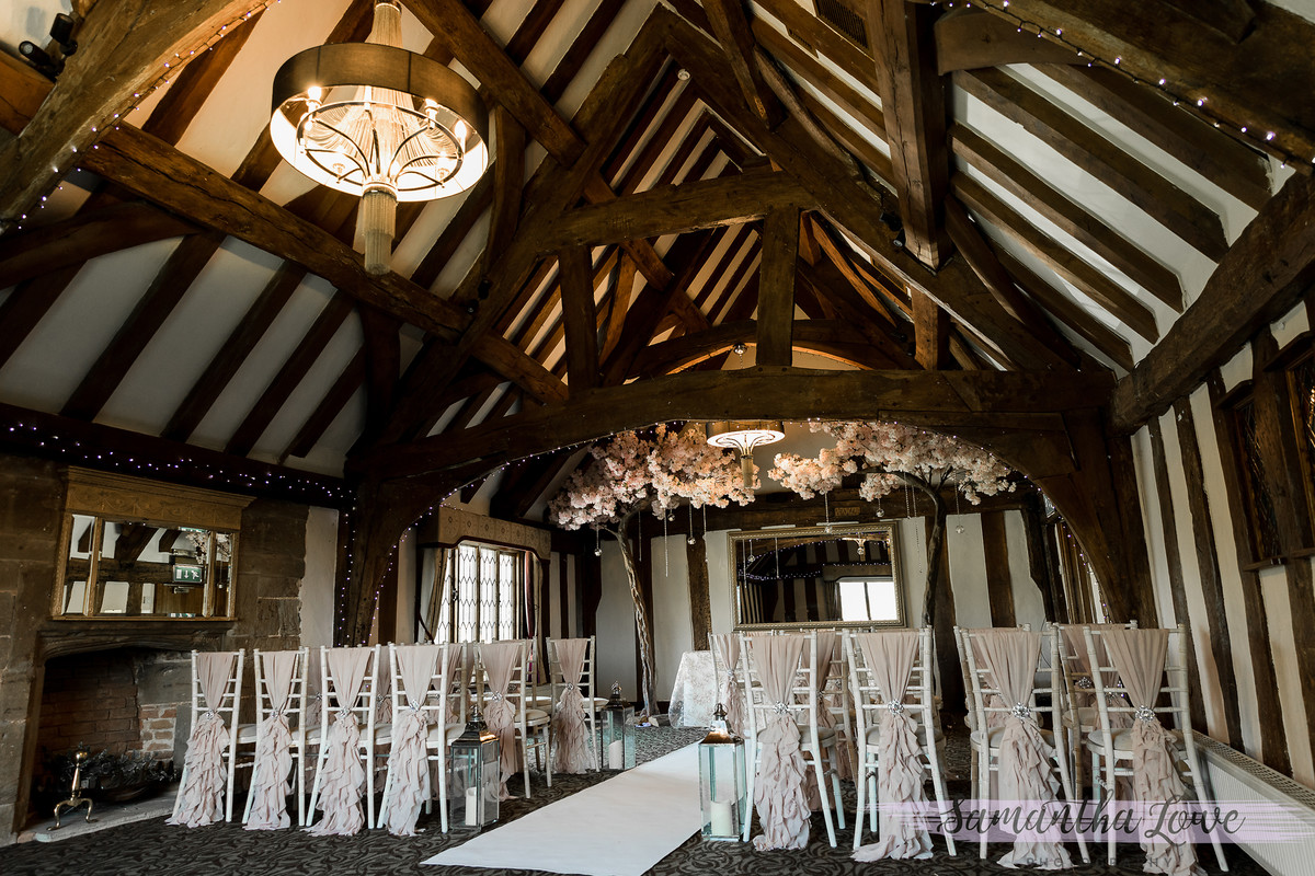 The Colin lewis suite The moat house Acton Trussell wedding photography